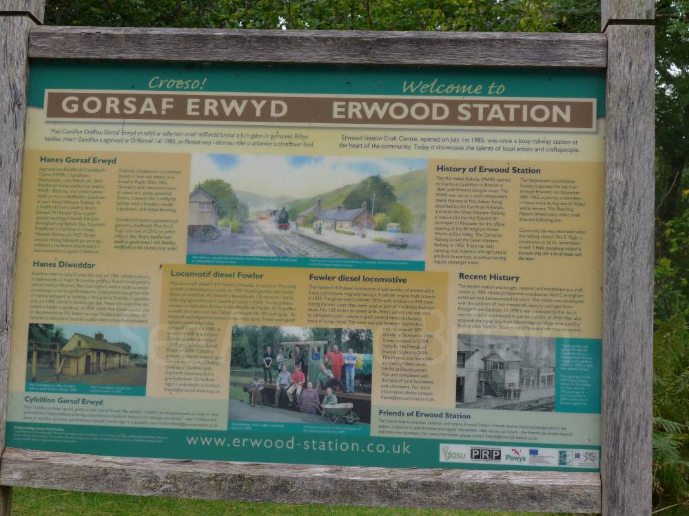Erwood Station Craft Centre Gallery And Tea Rooms Llandeilo Graban 