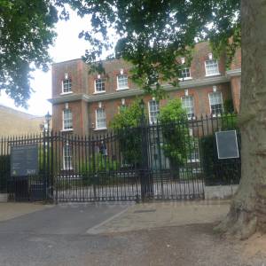 Route from Kew Green to Brentford Gate and car park