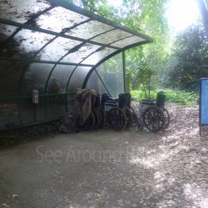 Route from Kew Green to Brentford Gate and car park