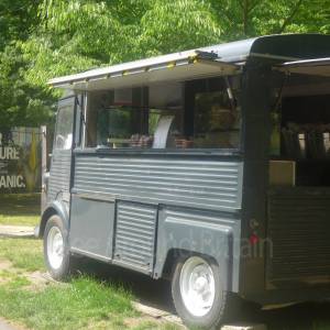 snack bar near Brentford Gate