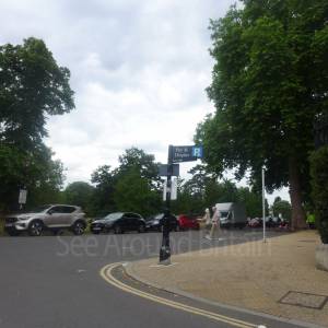 Route from Kew Green to Brentford Gate and car park