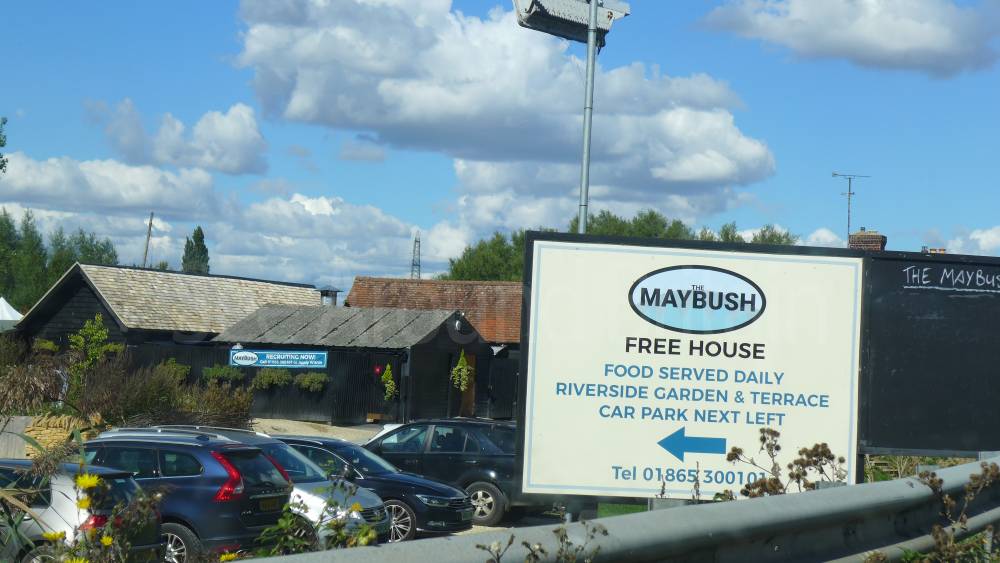 Pictures Of The Maybush Inn Newbridge Oxfordshire See Around Britain