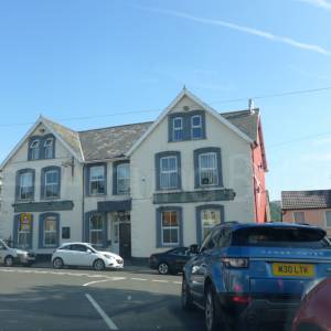 Just north and behind the Mount Pleasant Hotel, Mount Pleasant St, Trecynon, Aberdare CF44 8NG